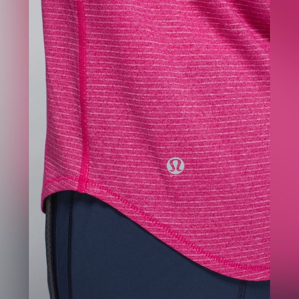 Lululemon Run Away Tee Shirt Heathered Pink - Picture 4 of 7